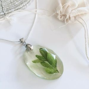 Gem/geometric necklace with real plants!